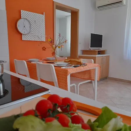Apartman Korina Appartamento *
