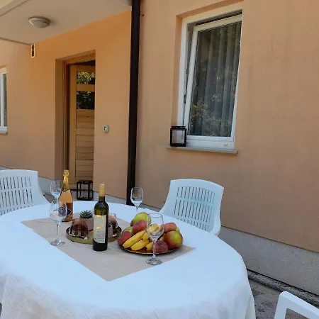 Apartman Korina Pola