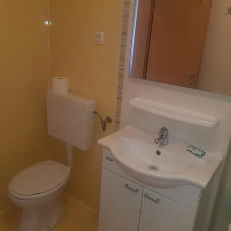 Apartman Korina Appartamento Pola